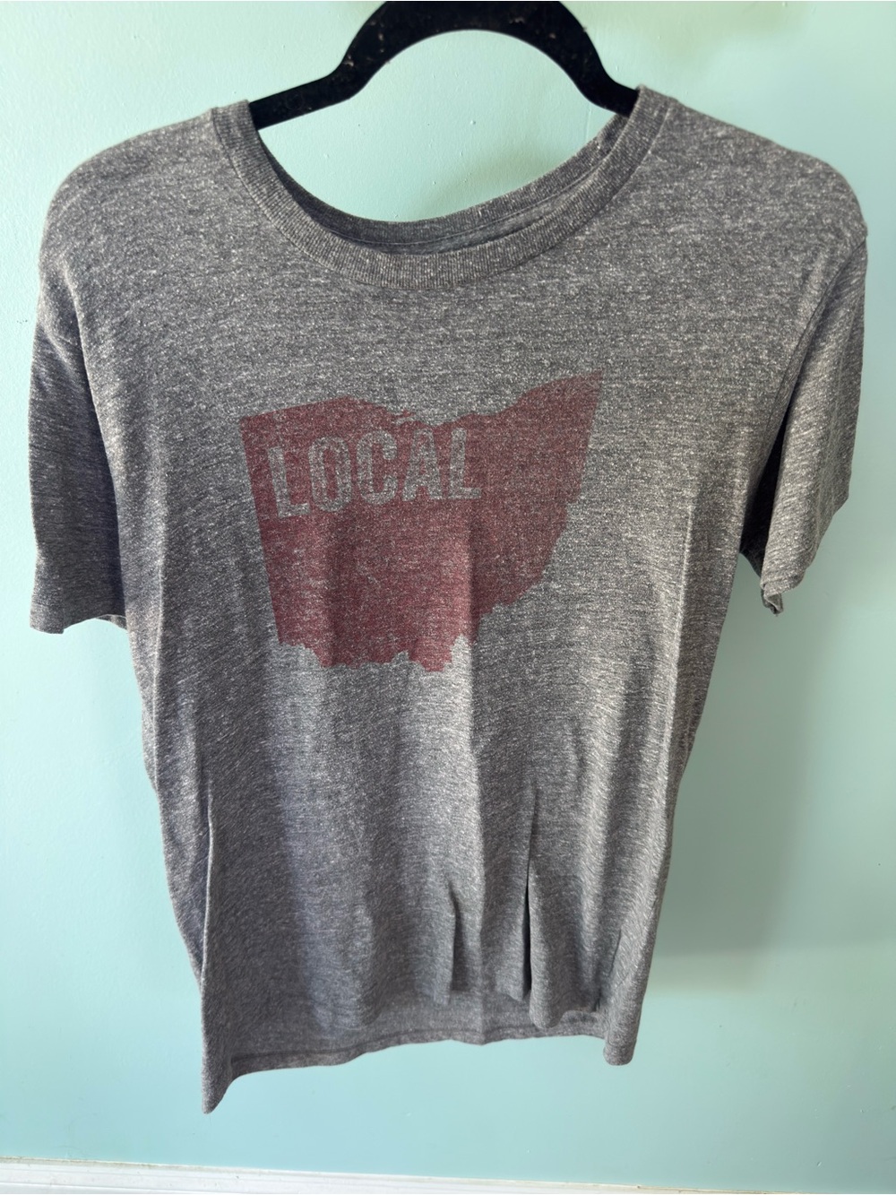 State of Mine Heather Gray Tee with Maroon Print Of The State Of Ohio